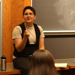Miriam Perez '06