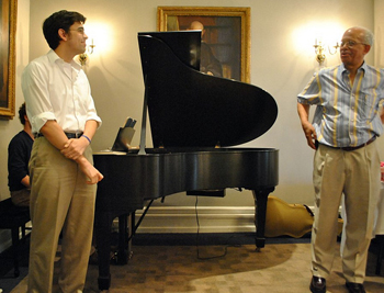 Andrew Hauze '04 and Maurice Eldridge '61