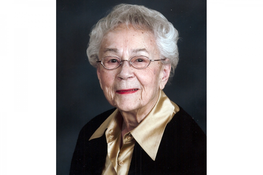 Elizabeth “Elise” Stammelbach Welfling ’33 in recent years