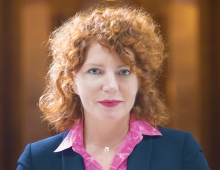 Portrait of Heather Repenning ’96