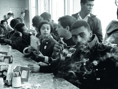 Judy Richardson ’66, H’12, center, sitting in at the Toddle House in 1963 with fellow members of SNCC in Atlanta.
