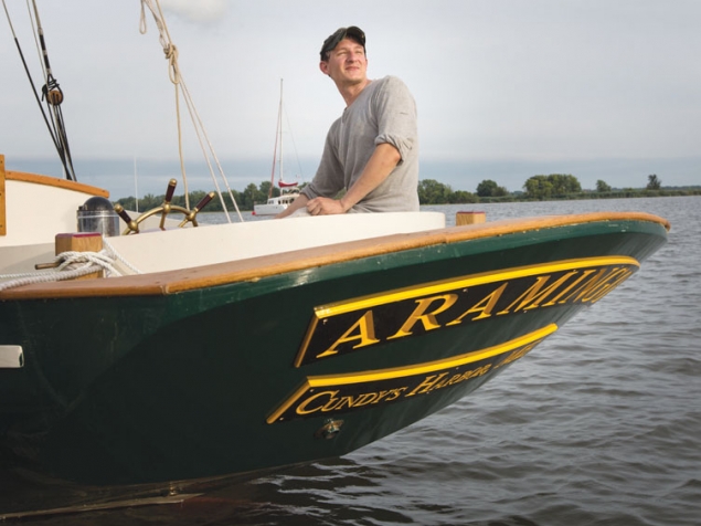 Photo of Jonah Eaton ’02 on The Aramingo.