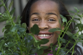 Kendell Byrd ’17 canoodles with a kalanchoe.