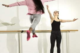 Amelia Estrada ’17 leading a dance class