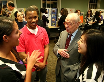 Eugene Lang '38 talks to students