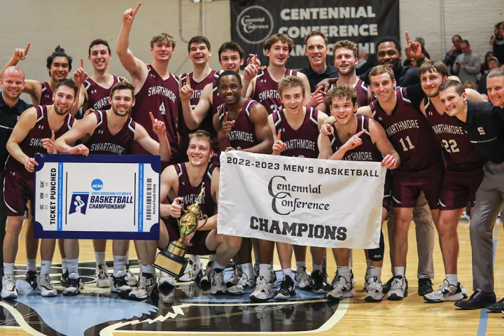 Basketball team celebrates conference title