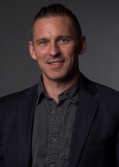 Associate Professor of Chemistry and Biochemistry Chris Graves