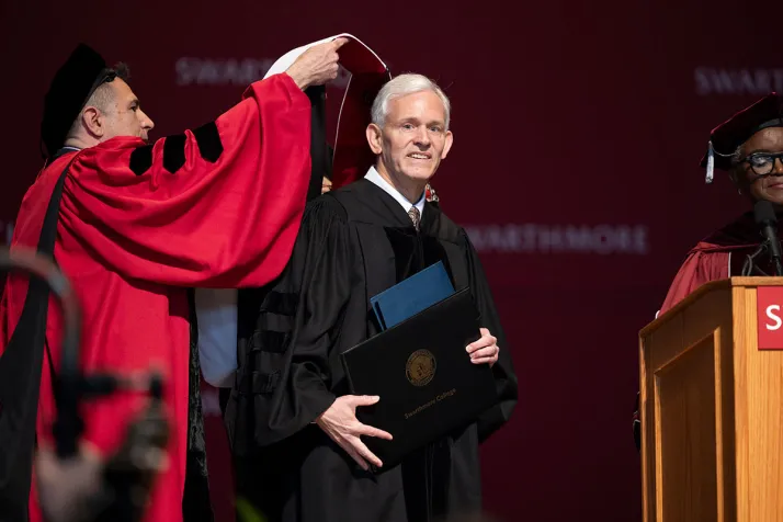 Jonathan Alger receives graduation robe