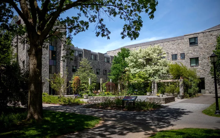 Kohlberg Hall