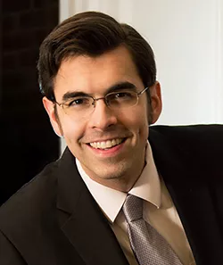 Andrew Hauze ’04