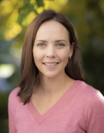 Photo of Erin Bronchetti