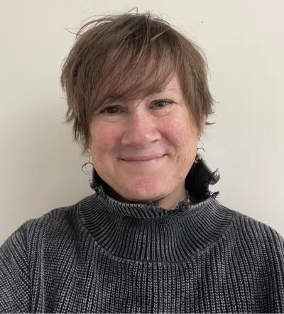 Headshot of Professor Bradley