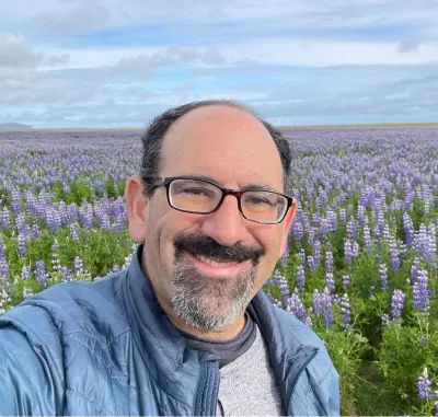 photo of Jon Kochavi