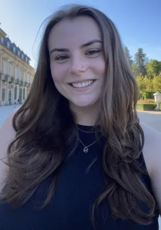 Photo of Lauren Gilligan