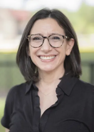 Dana Semos