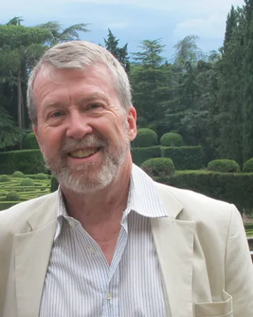 Professor Emeritus Robert DuPlessis