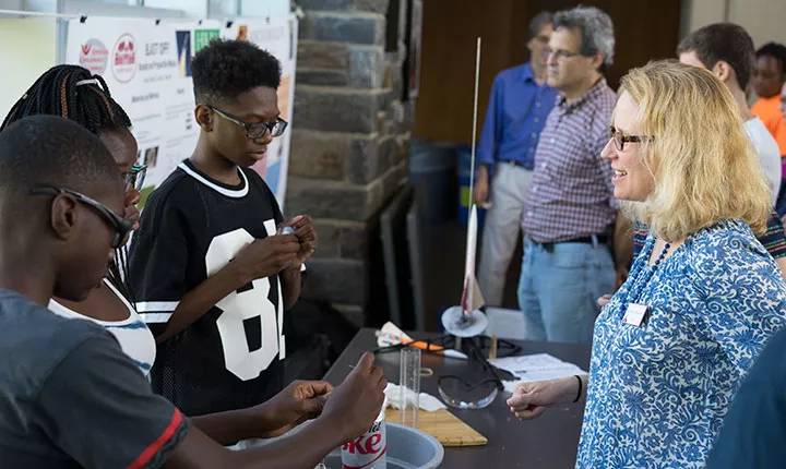 Students present their research