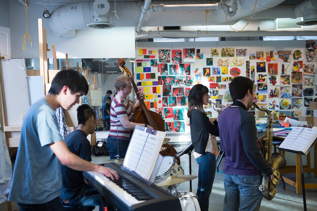 Student jazz ensemble performing during annual pARTy open house inside the painting studio.