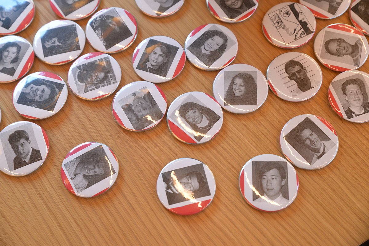 Buttons featuring black and white photos