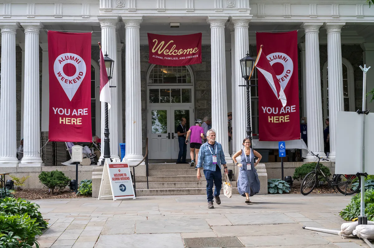 Alumni Weekend decorations on Parrish