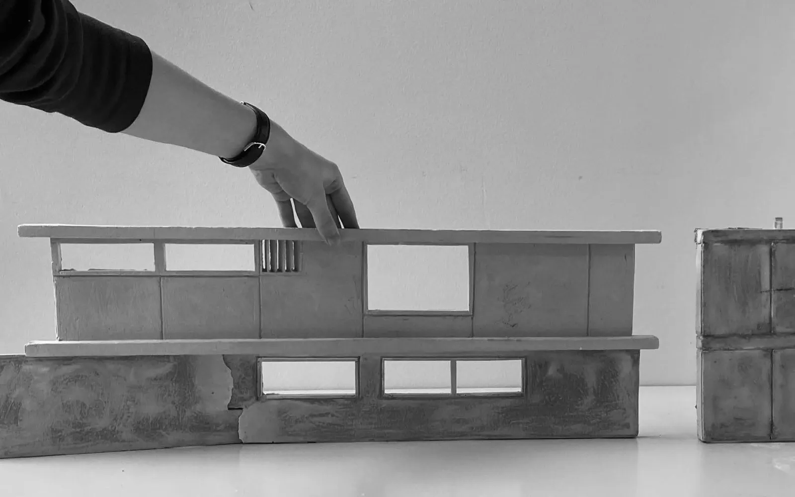 Sabina Karabin. Taking Things Apart course project.