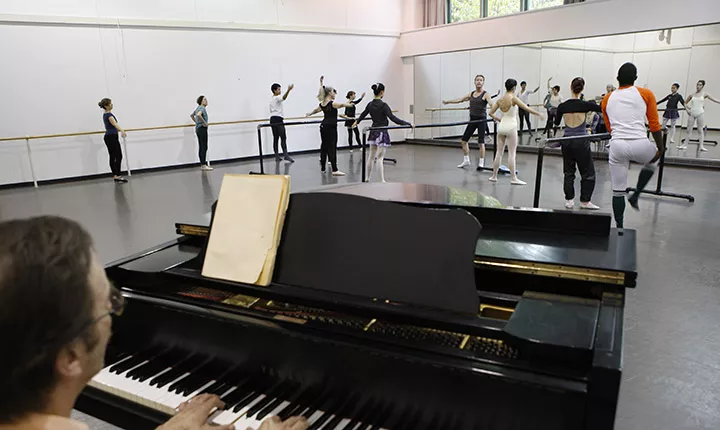 Students rehearse in a dance studio