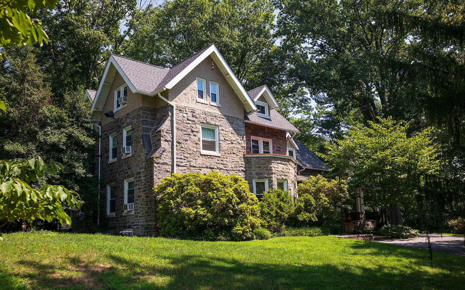 BCC Robinson House