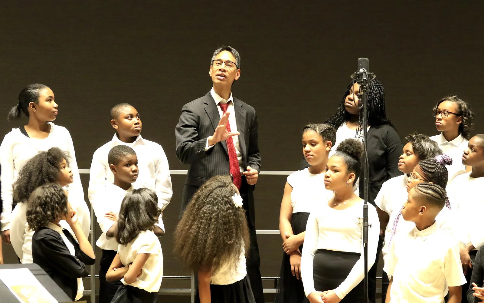 Chester Children's Chorus singing