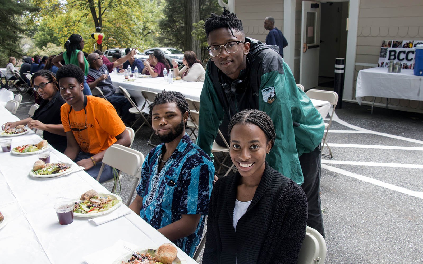 Students at a BCC Open House picnic