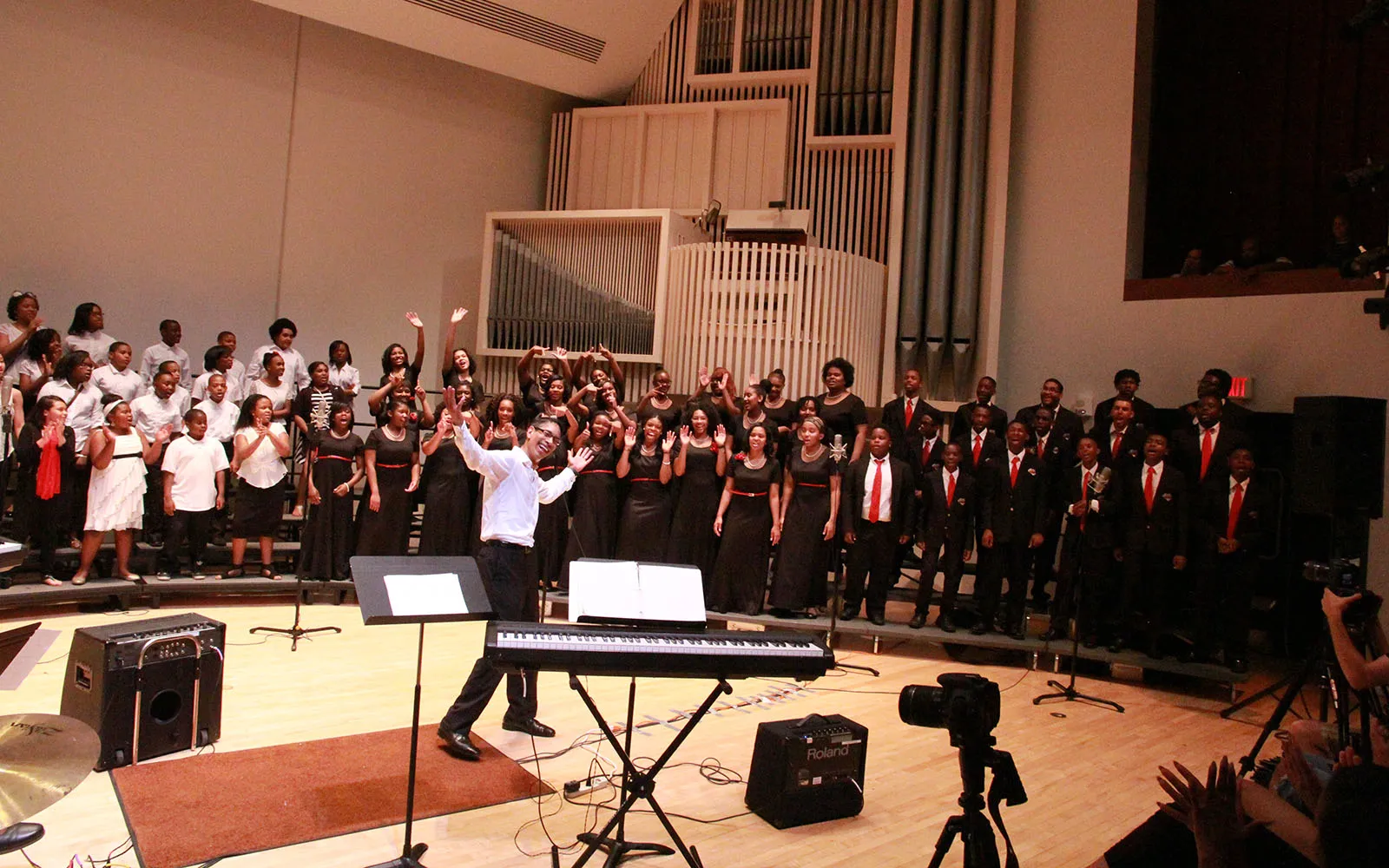 Chester Children's Chorus performing