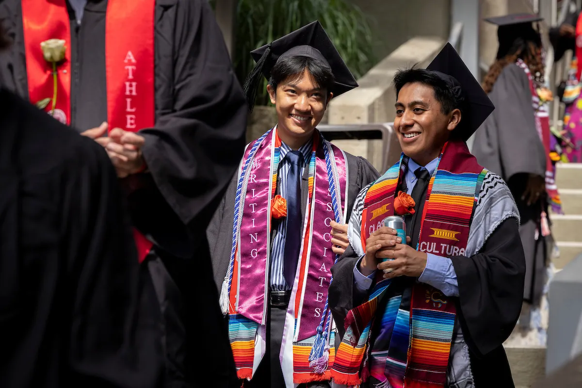 Students line up before commencement