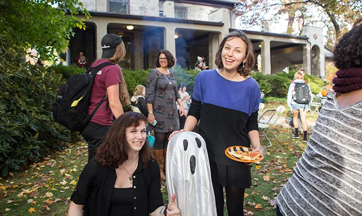 Students enjoy Halloween decorations