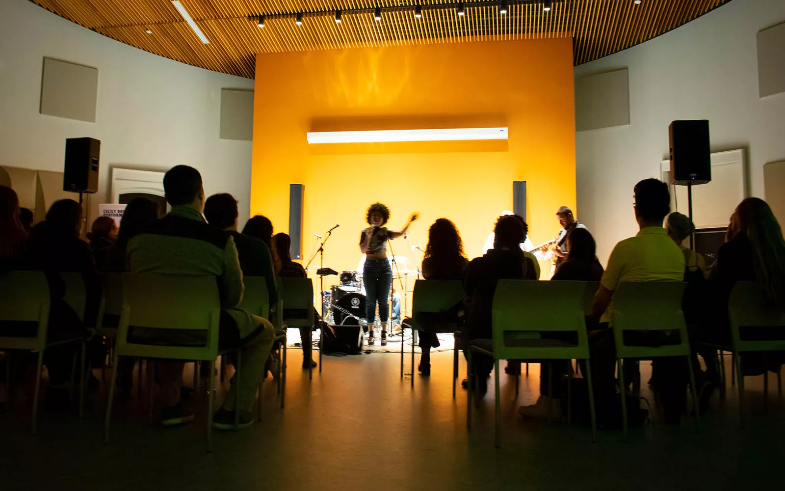 IC music performanec