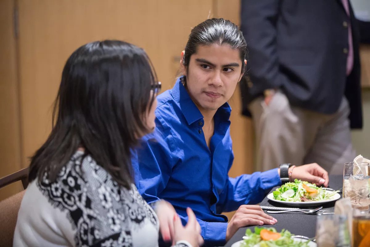 Student at Mellon Mays dinner