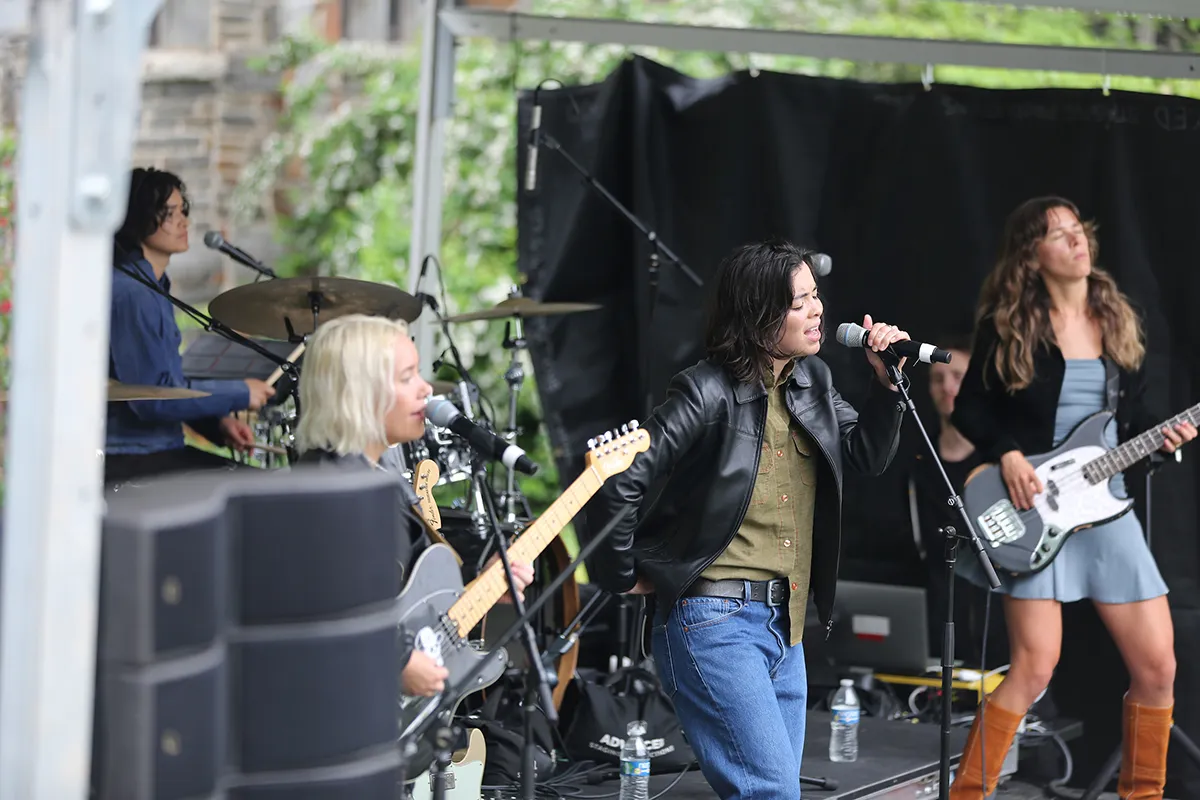 The Aces perform at Worthstock