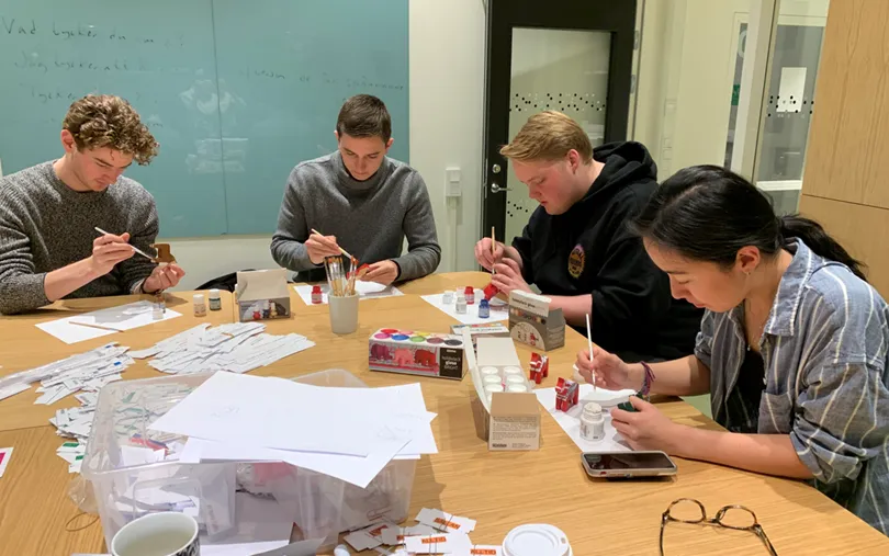 students working in a lab