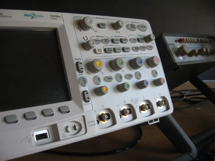 Close up of tool used in Thermodynamic Lab