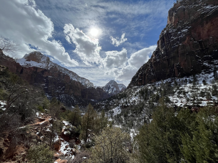 Snowy mountains of Zion National Park