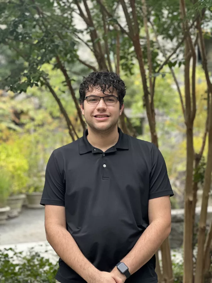 Portrait of Mark Reyes '24