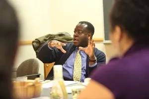 Keith Reeves teaching honors seminar 