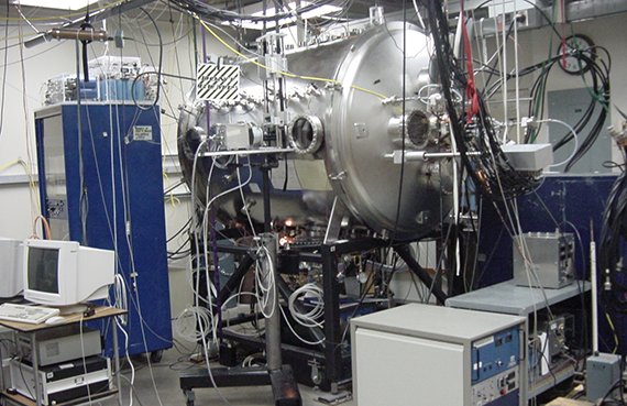 Equipment related to the Caltech - Paul Bellan's Research Group