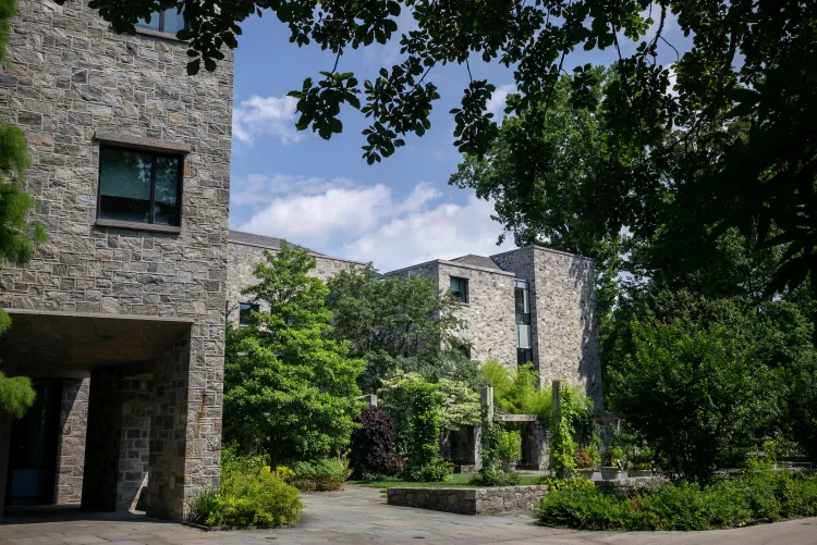 Kohlberg Hall