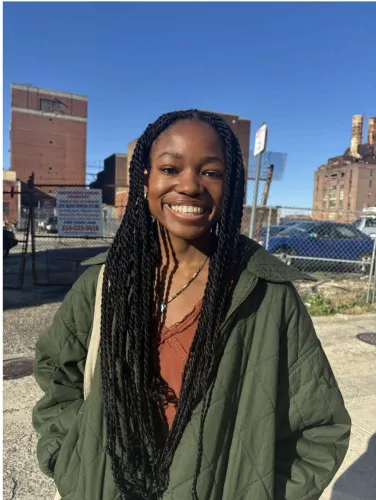 Photo of Emma Henderson