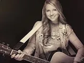 Photo of Lizzy Stant, a McCabe Scholar in the Class of 2019