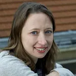Tara Zahra '98