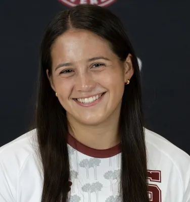 Headshot of Sydney Ross