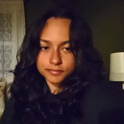 Photo of Olivia Eaton