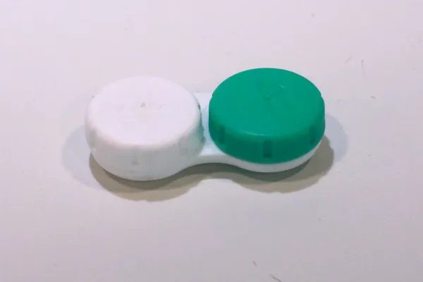 contact case