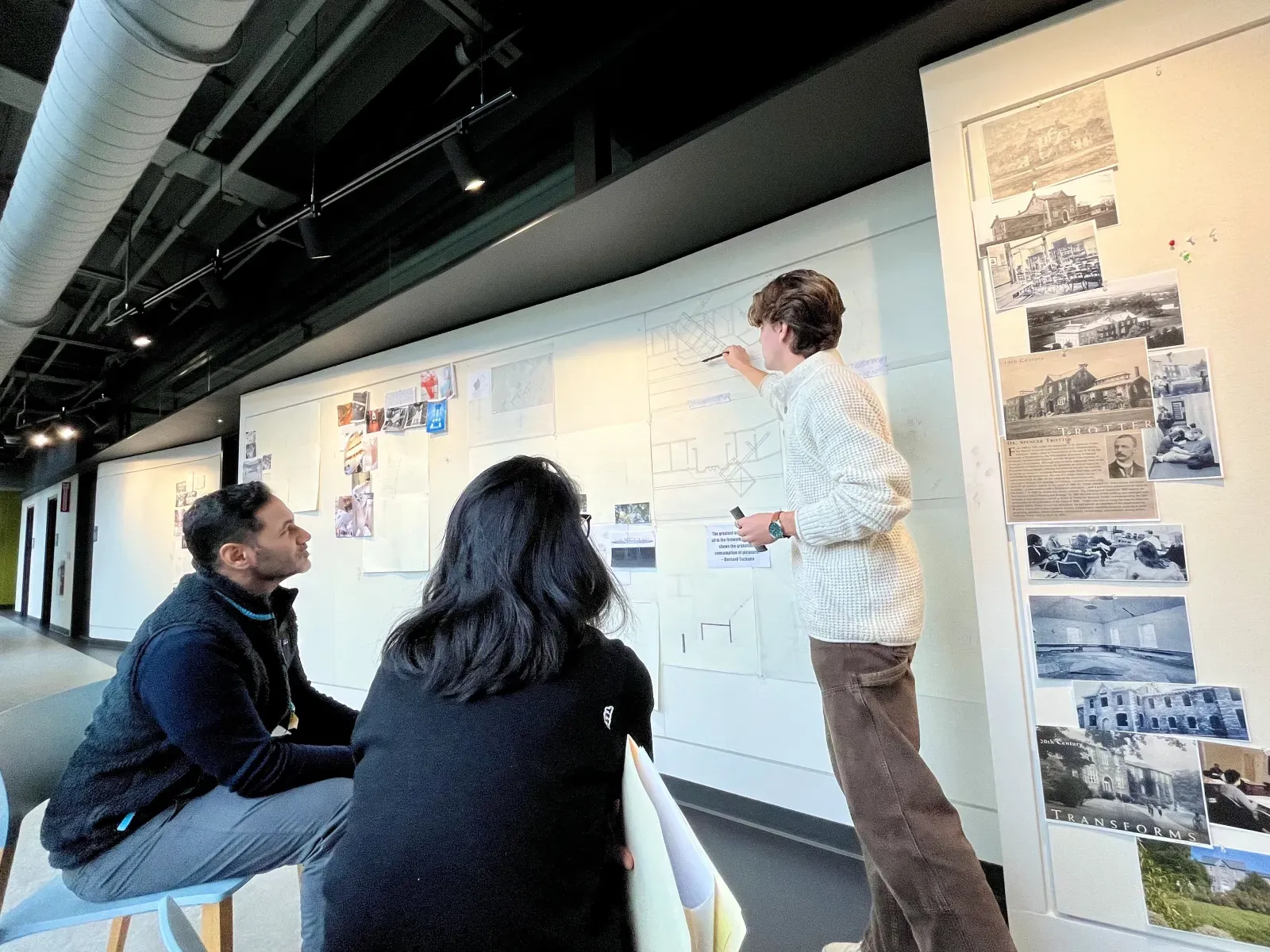 Student critiques for Architectures of Air course with Assistant Professor Sony Devabhaktuni