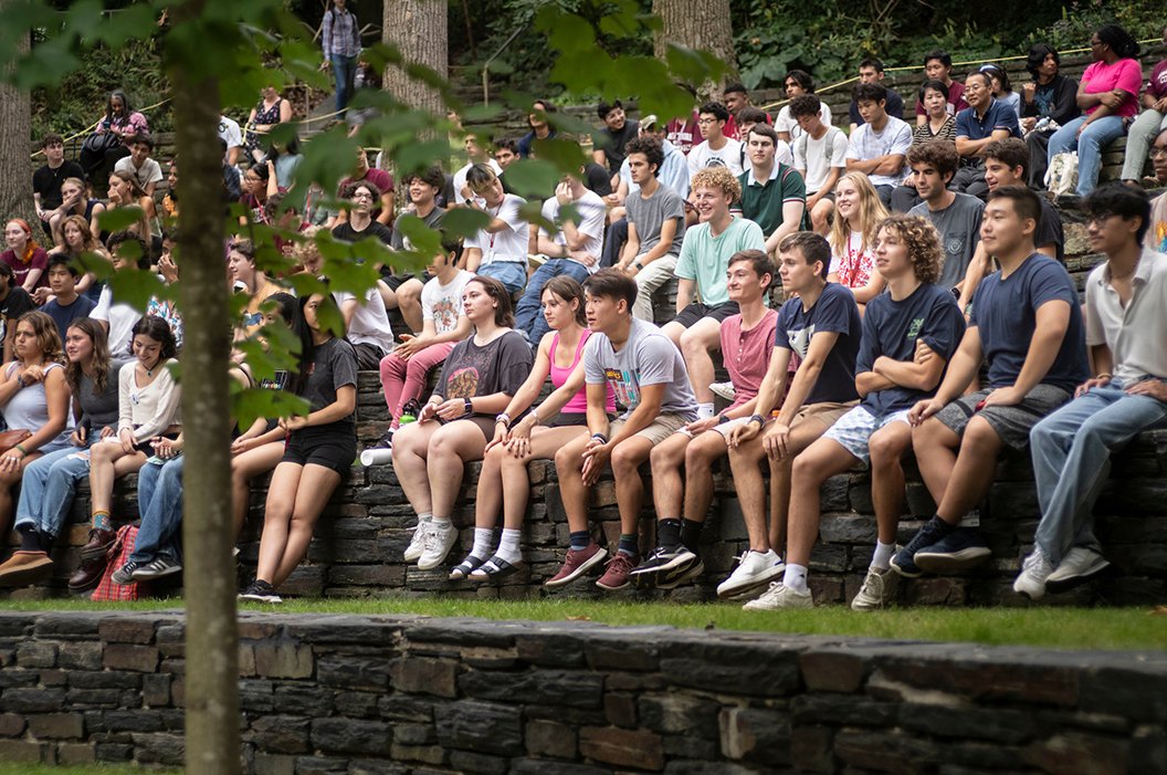 Crowd of students in amphitheater